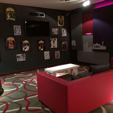 Sofitel La Reserva Cardales Río Luján Buitenkant foto The Green Room at the Manchester Arena