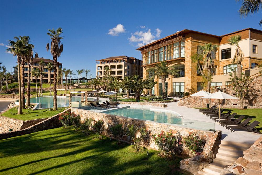Sofitel La Reserva Cardales Río Luján Buitenkant foto The resort's swimming pool