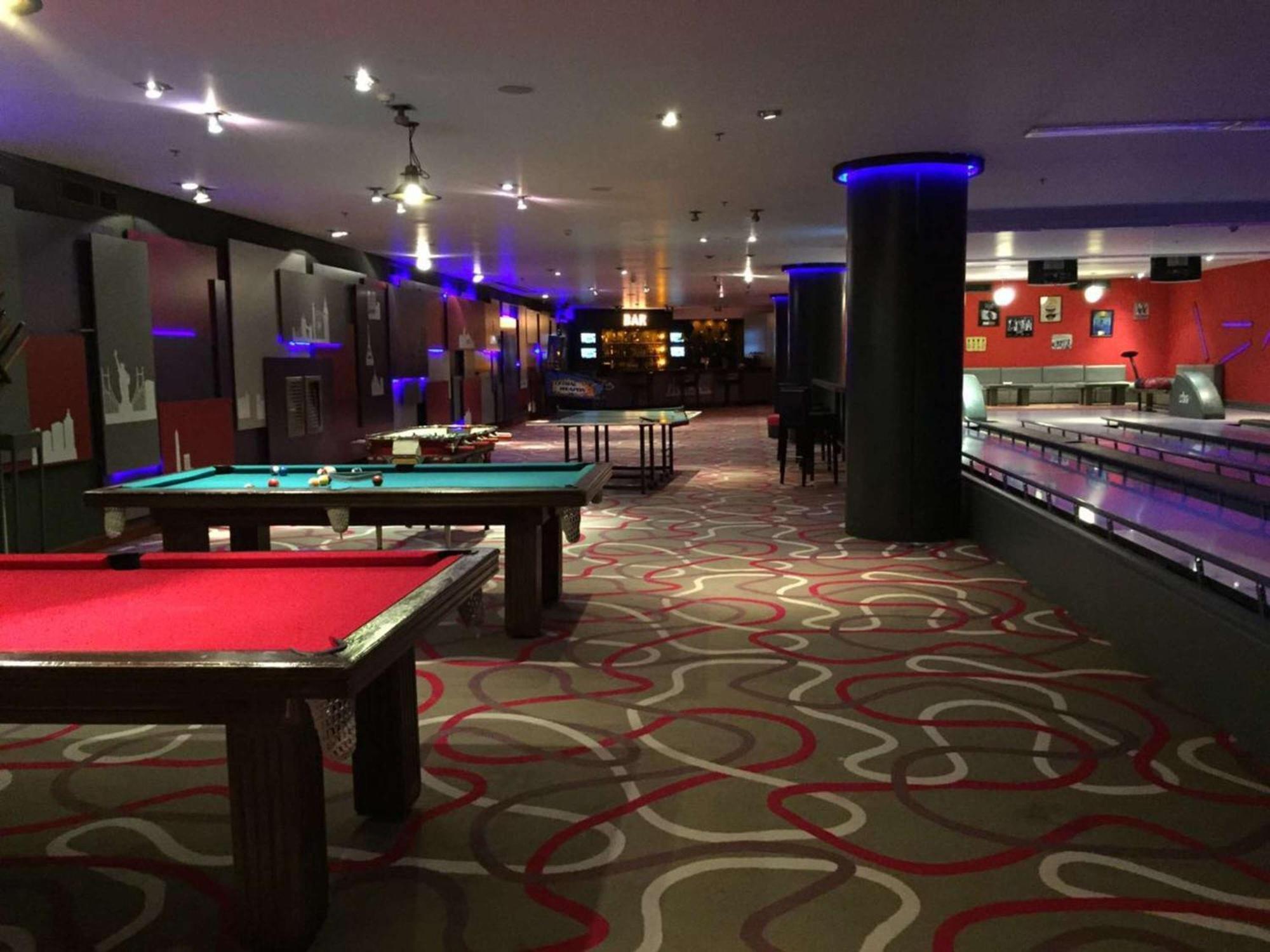 Sofitel La Reserva Cardales Río Luján Buitenkant foto The pool tables at the 2016 World Snooker Championships